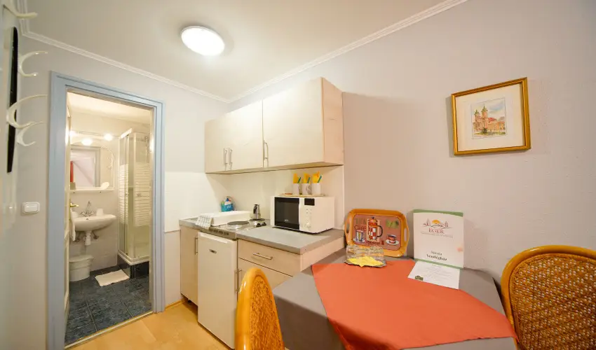 Siesta Vendghz Eger - Pnksd (min. 2 j)