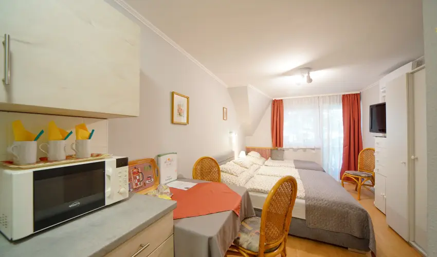 Siesta Vendghz Eger - Pnksd (min. 2 j)