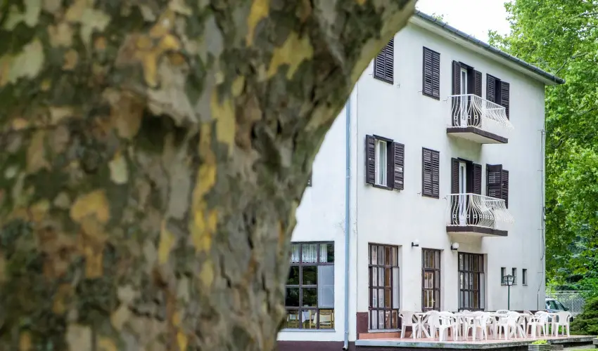 Sirly Hotel Balatonlelle - Pnksd