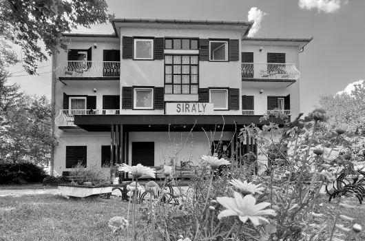 Sirly Hotel - Pnksd