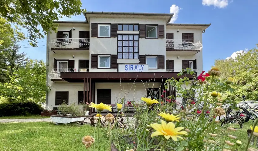 Sirly Hotel Balatonlelle - Pnksd
