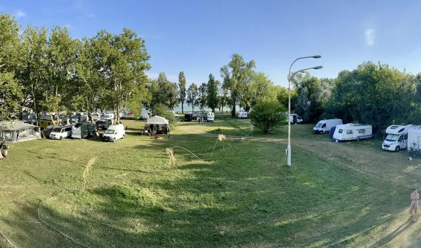 Sirly Hotel Balatonlelle - Pnksd