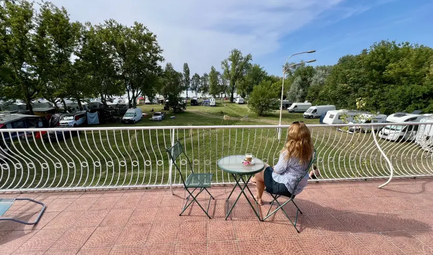 Sirly Hotel Balatonlelle - Pnksd