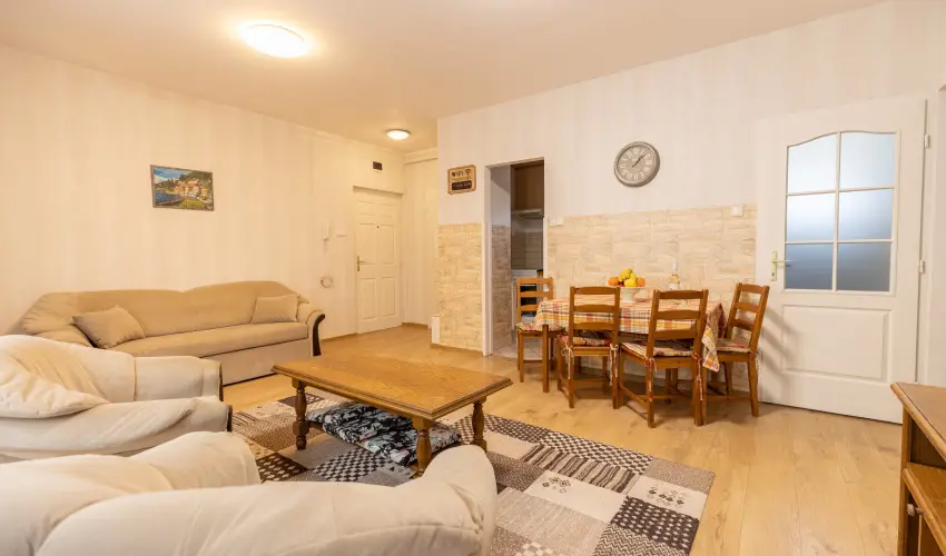 Skorpi Lak3 Hajdszoboszl - Pnksd (min. 2 j)