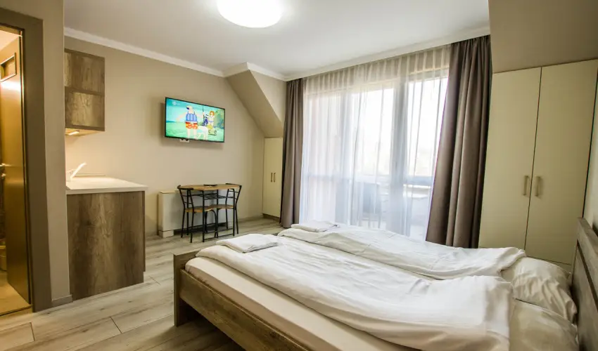 Skorpi Lak Hajdszoboszl - Pnksd (min. 2 j)