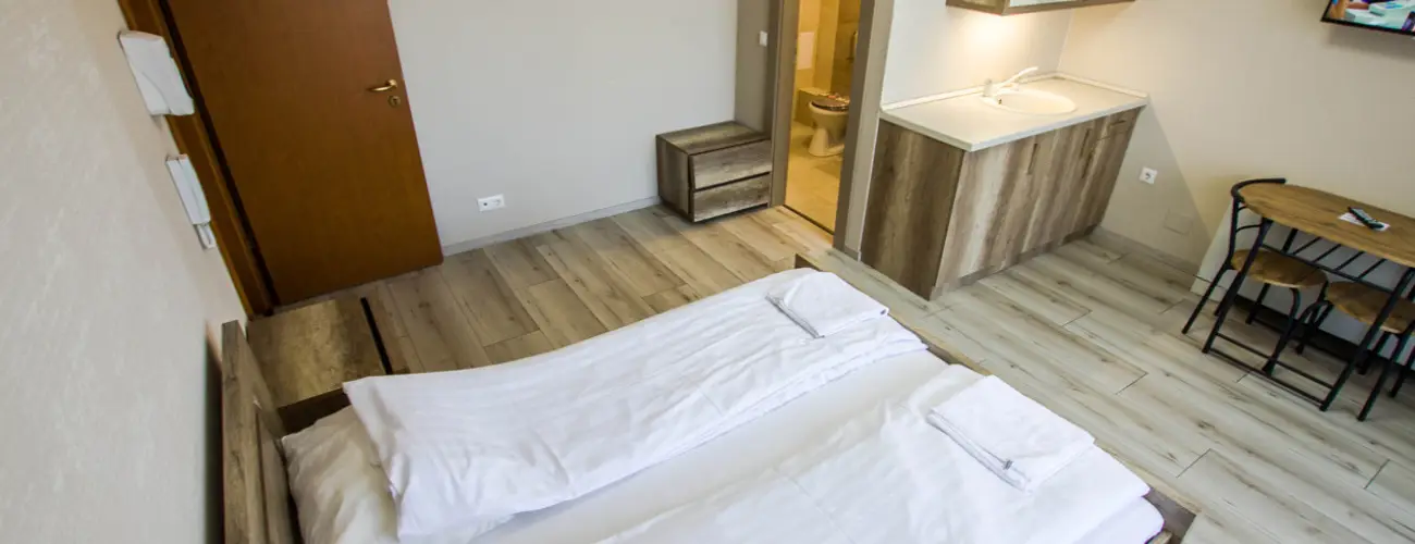 Skorpi Lak Hajdszoboszl - Pnksd (min. 2 j)