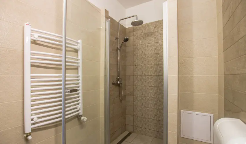 Skorpi Lak Hajdszoboszl - Pnksd (min. 2 j)