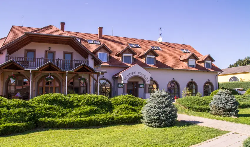 Sokor Fogad Sokorptka - Pnksdi pihens (min. 3 j)