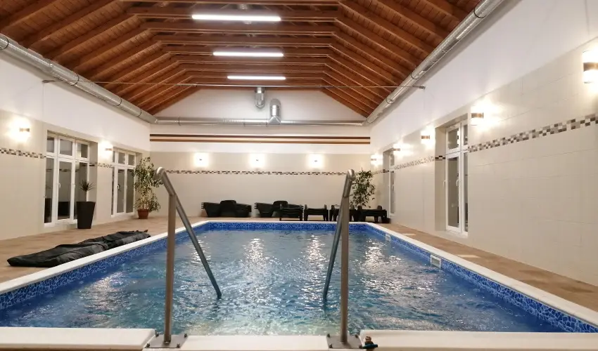 Sokor Fogad Sokorptka - Pnksdi pihens (min. 3 j)