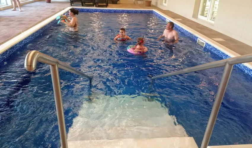 Sokor Fogad Sokorptka - Pnksdi pihens (min. 3 j)