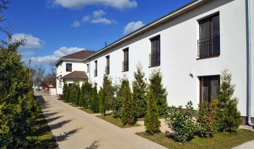 Solaris Garden Rooms Cserkeszl - Pnksd