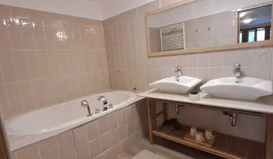 Somogy Kertje dlfalu s tterem Bonnya