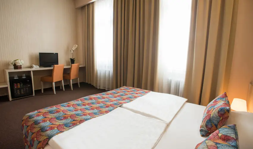 Star City Hotel Budapest - Pnksd - teljes elrefizetssel