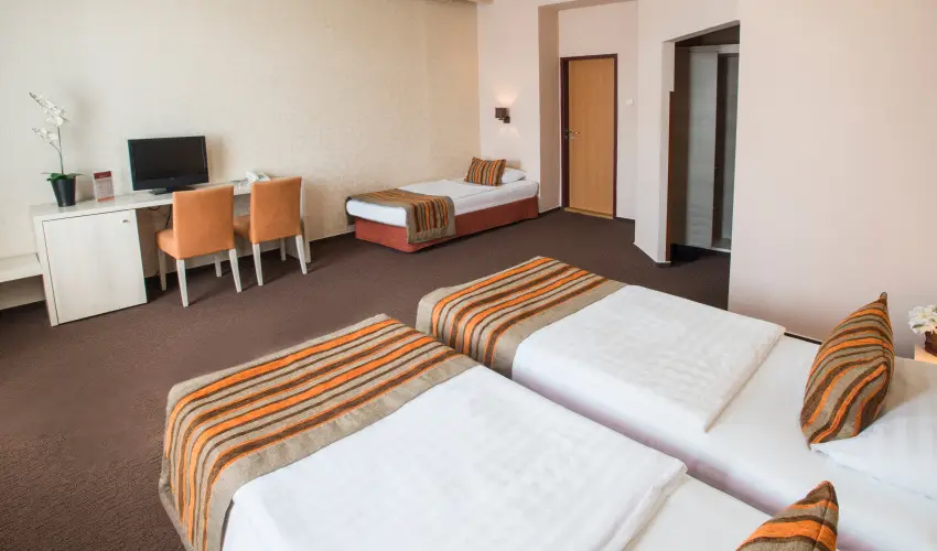 Star City Hotel Budapest - Pnksd - teljes elrefizetssel