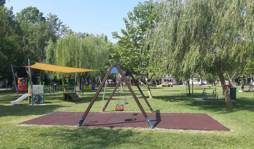 Sunshine Vendghz Balatonfenyves - Pnksd (min. 2 j)