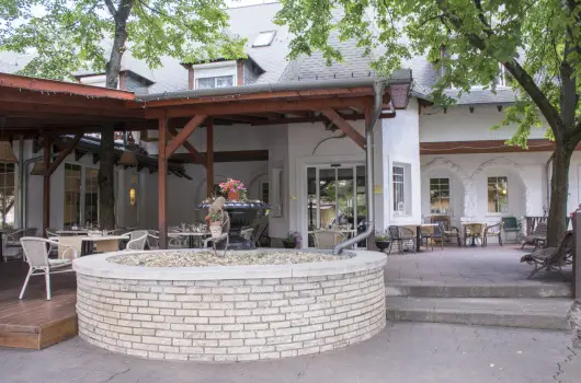 Szalajka Fogad� - P�nk�sd (min. 2 �j)