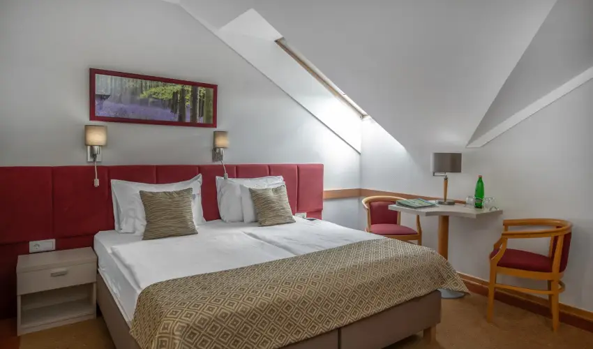 Szalajka Liget Hotel �s Apartmanh�zak Szilv�sv�rad - P�nk�sd (min. 2 �j)