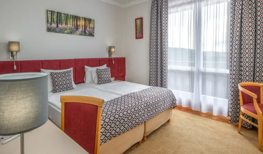 Szalajka Liget Hotel �s Apartmanh�zak Szilv�sv�rad - P�nk�sd (min. 2 �j)