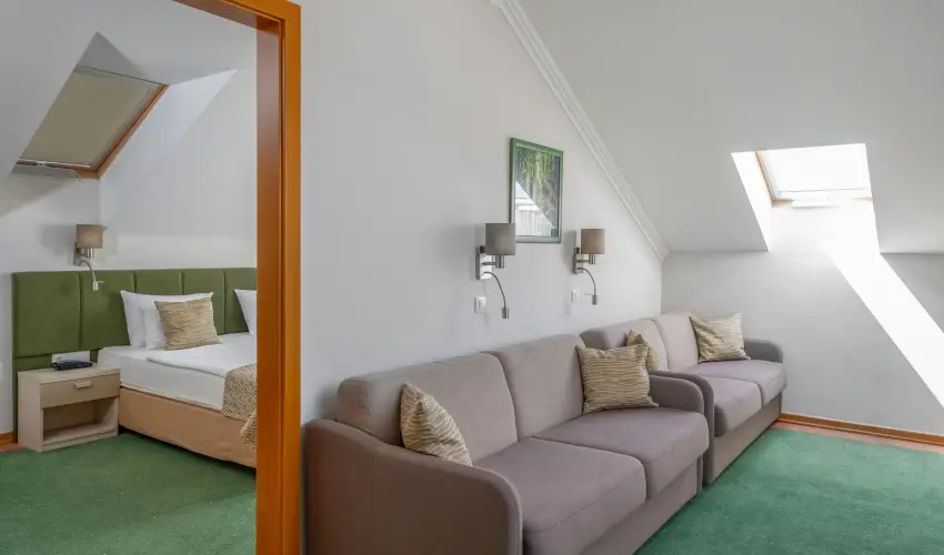 Szalajka Liget Hotel �s Apartmanh�zak Szilv�sv�rad - P�nk�sd (min. 2 �j)