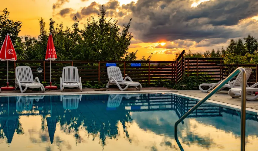 Szalajka Liget Hotel �s Apartmanh�zak Szilv�sv�rad - P�nk�sd (min. 2 �j)