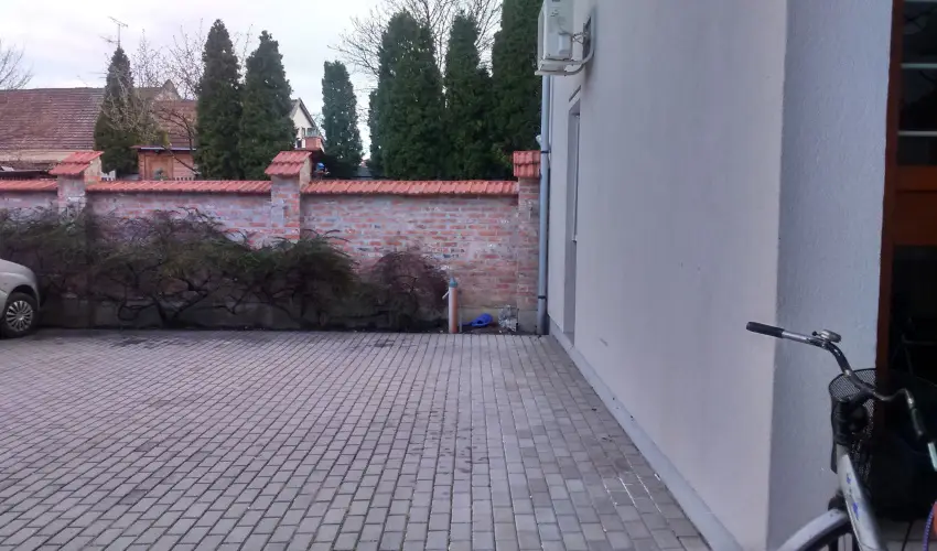 Szam�c�s Apartman Gyula - P�nk�sd (min. 2 �j)