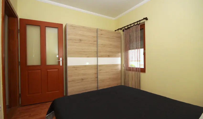 Szam�c�s Apartman Gyula - P�nk�sd (min. 2 �j)