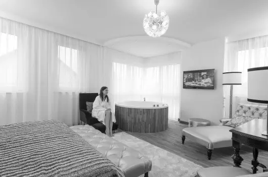 Szrcsa Hotel - Pnksd 