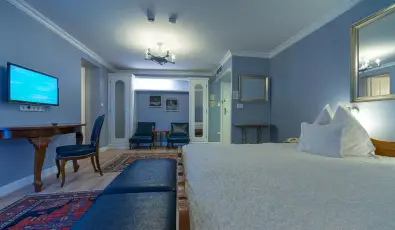 Szrcsa Hotel Szkesfehrvr