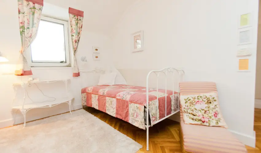 Szrcsa Hotel Szkesfehrvr - Pnksdi virglom s Szrcsa szlinap Szkesfehrvron