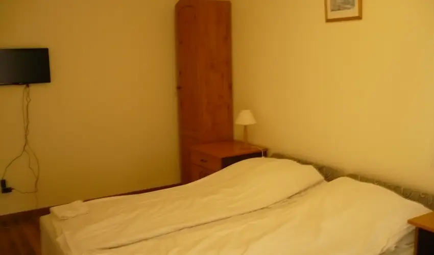 Szent Hubertus Panzi� Par�dsasv�r - P�nk�sd (min. 2 �j)