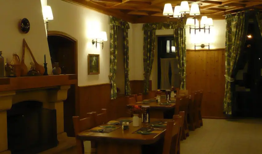 Szent Hubertus Panzi� Par�dsasv�r - P�nk�sd (min. 2 �j)