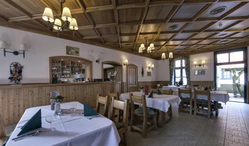 Szent Hubertus Panzi� Par�dsasv�r - P�nk�sd (min. 2 �j)