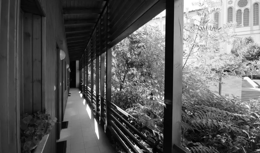 Hotel Adalbert - Boldog Meszl�nyi Zolt�n H�z  Esztergom - P�nk�sd (min. 3 �j)