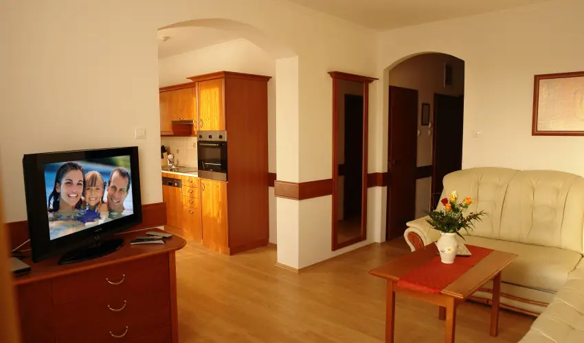 Szerencsemk Panzi Kehidakustny - Pnksd (min. 2 j)