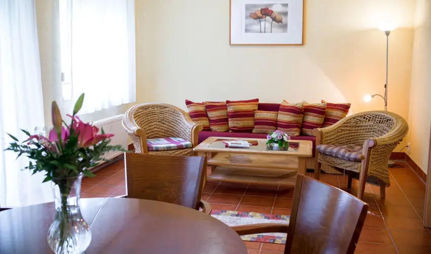 Wellness Hotel Szindb�d  Balatonszemes - P�nk�sd a Szindb�dban (min. 2 �j)