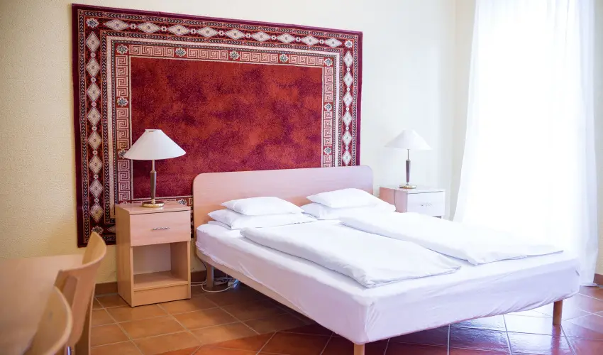 Wellness Hotel Szindb�d  Balatonszemes - P�nk�sd a Szindb�dban (min. 2 �j)