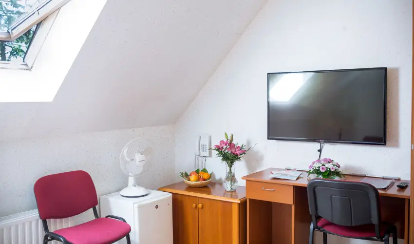 Wellness Hotel Szindb�d  Balatonszemes - P�nk�sd a Szindb�dban (min. 2 �j)