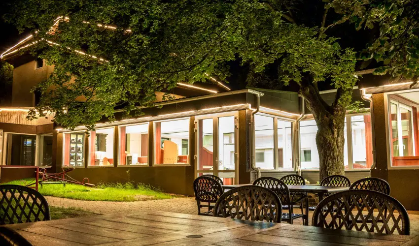 Wellness Hotel Szindb�d  Balatonszemes - P�nk�sd a Szindb�dban (min. 2 �j)