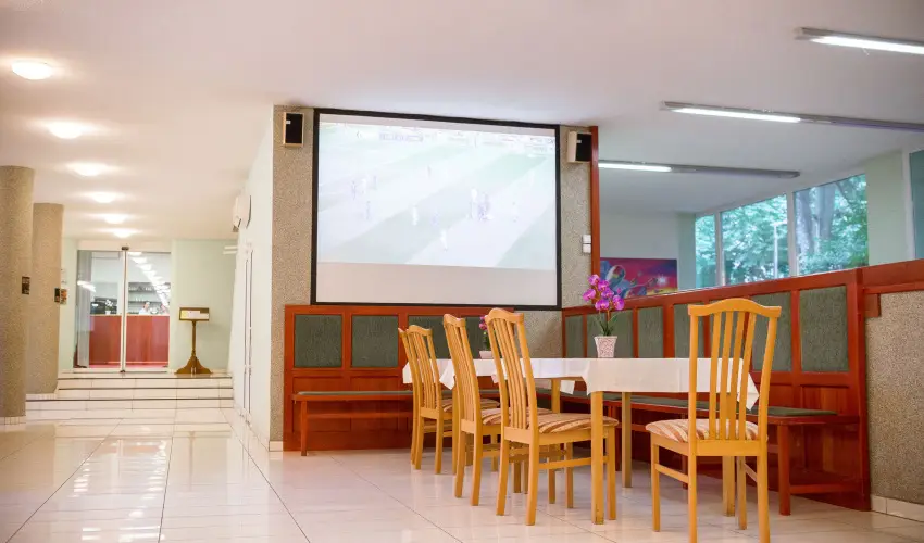 Wellness Hotel Szindb�d  Balatonszemes - P�nk�sd a Szindb�dban (min. 2 �j)