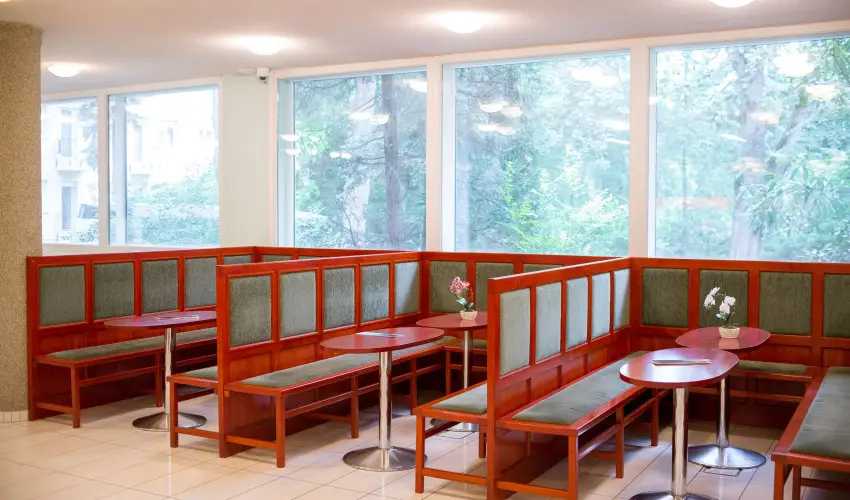 Wellness Hotel Szindb�d  Balatonszemes - P�nk�sd a Szindb�dban (min. 2 �j)