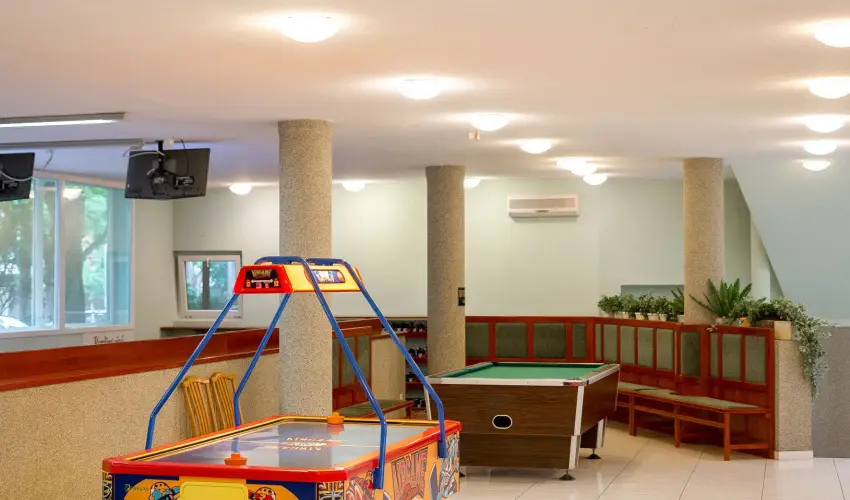 Wellness Hotel Szindb�d  Balatonszemes - P�nk�sd a Szindb�dban (min. 2 �j)