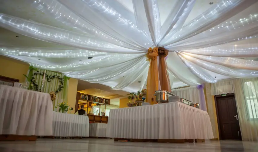 Sztr Motel s tterem Balassagyarmat - Pnksd 