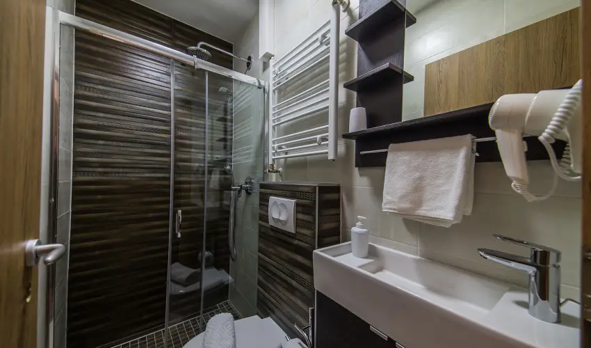 Sztr Motel s tterem Balassagyarmat - Pnksd 