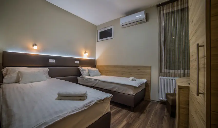 Sztr Motel s tterem Balassagyarmat - Pnksd 