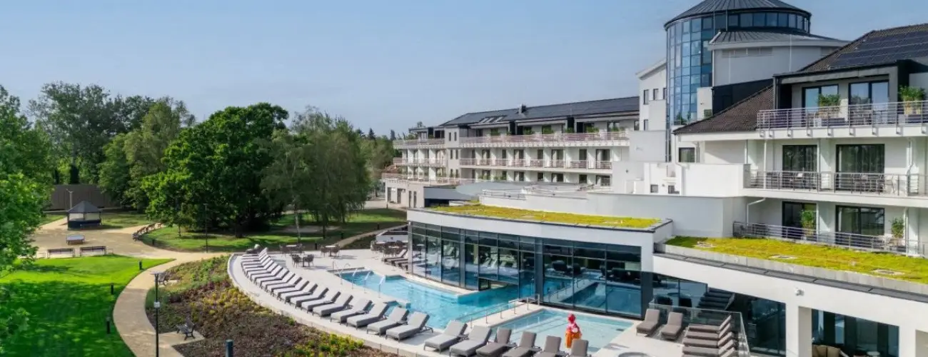 Kenese Bay Garden Resort & Conference Balatonkenese - Pnksd - teljes elrefizetssel