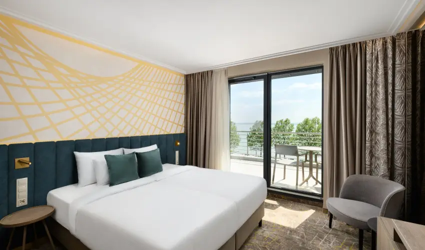 Kenese Bay Garden Resort & Conference Balatonkenese - Pnksd (min. 2 j)