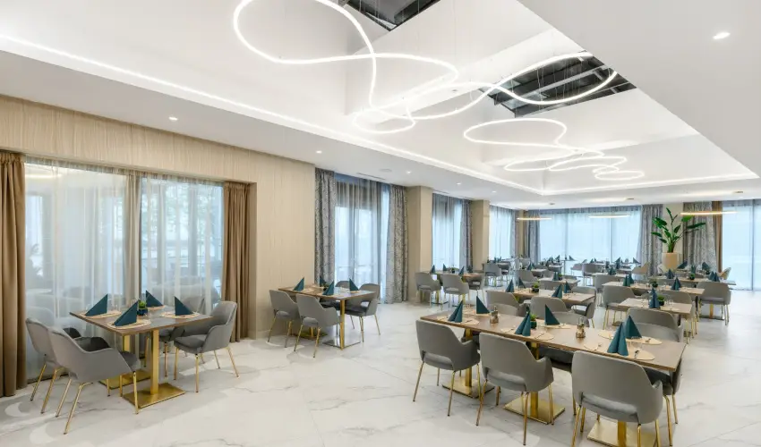 Kenese Bay Garden Resort & Conference Balatonkenese - Pnksd (min. 2 j)