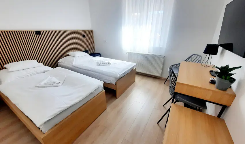 Svirg Terml Panzi Hajdnns - Pnksd