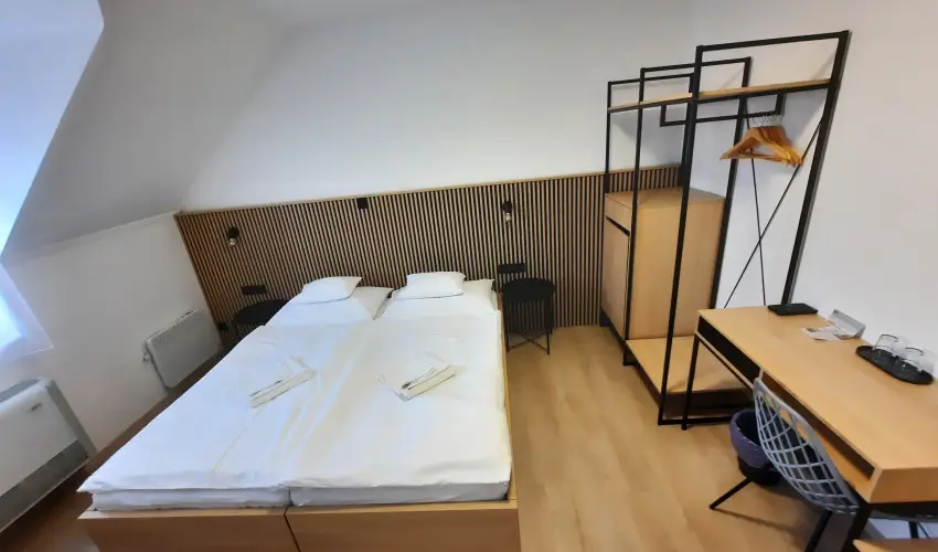 Svirg Terml Panzi Hajdnns - Pnksd