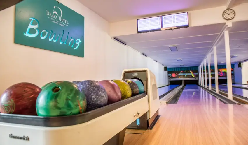 Term�l Apartmanok & Kemping Hark�ny Hark�ny - P�nk�sd - teljes el�refizet�ssel